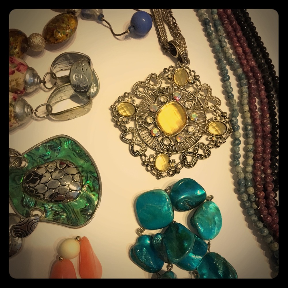 Jewelry- Necklaces & Bracelets